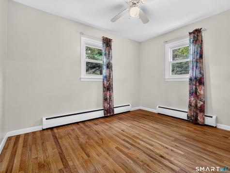 32 Bushy Hill Road Essex CT 06442