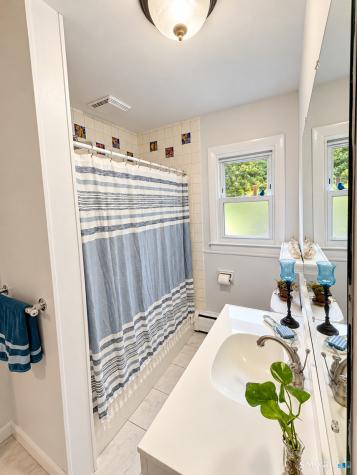 32 Bushy Hill Road Essex CT 06442