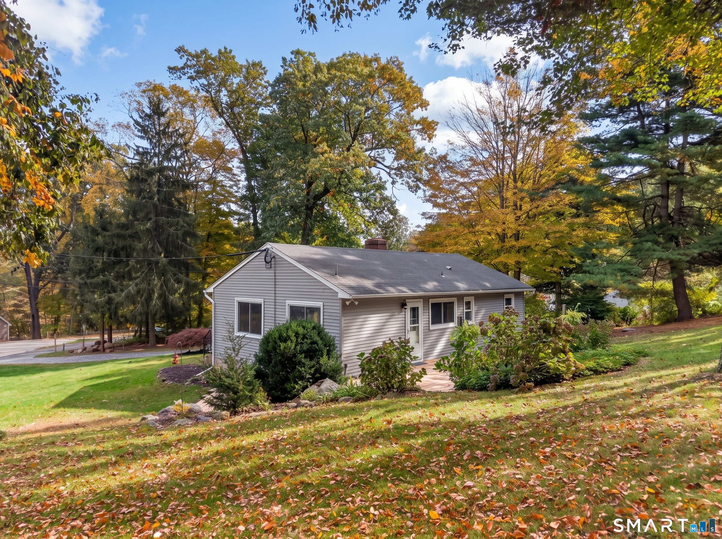 32 Bushy Hill Road Essex CT 06442