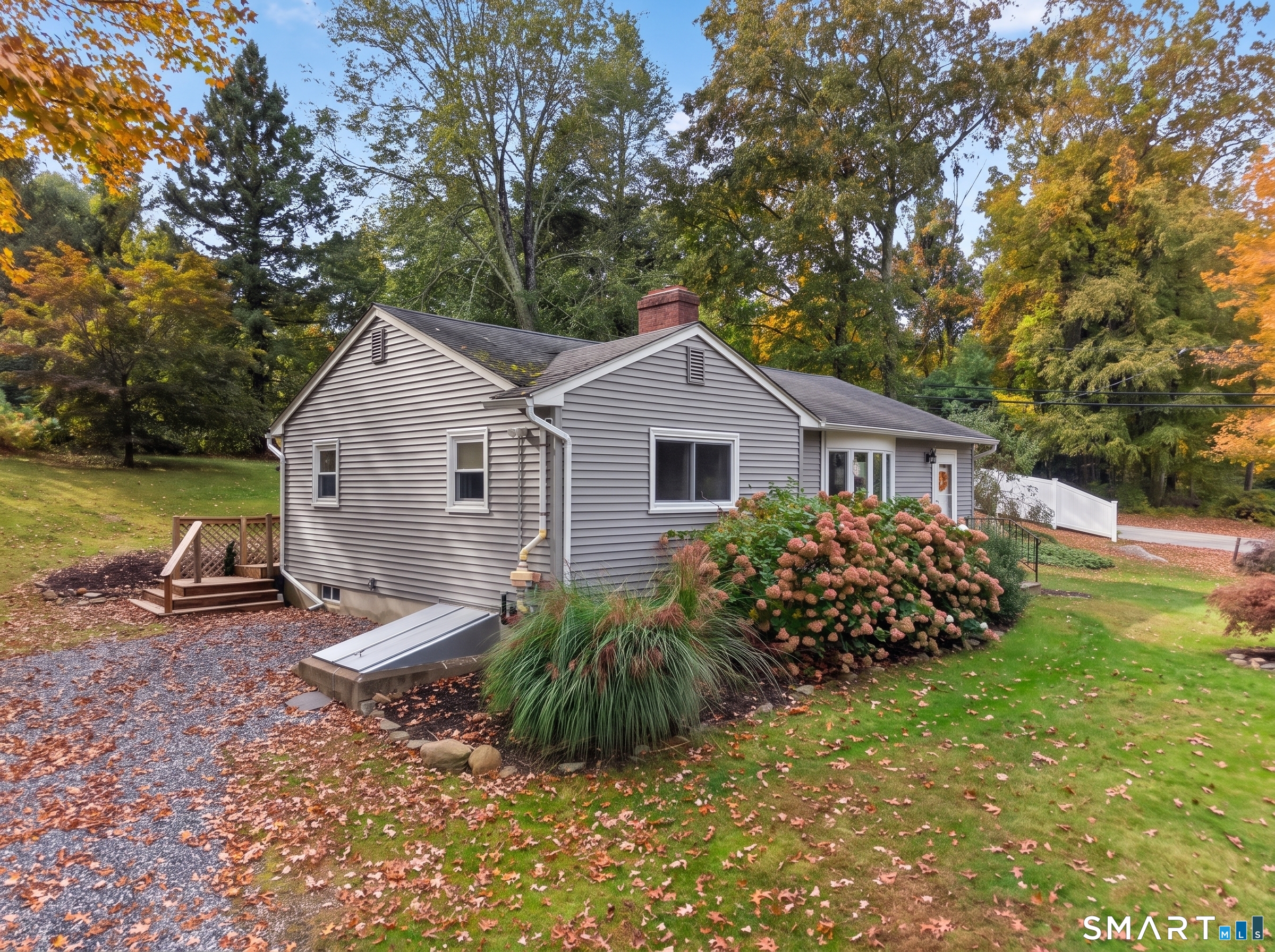 32 Bushy Hill Road Essex CT 06442