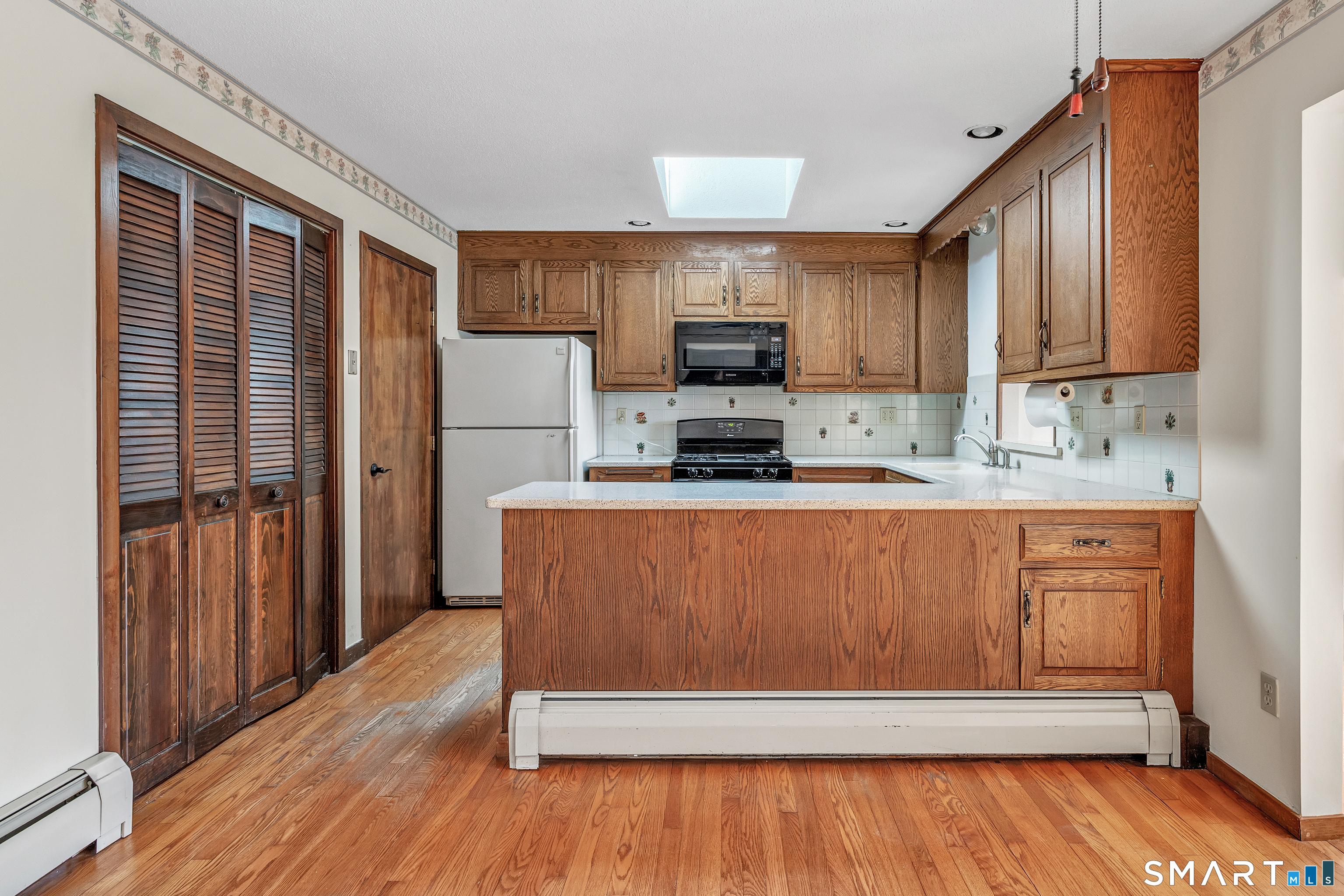 107 Broadway Trumbull CT 06611