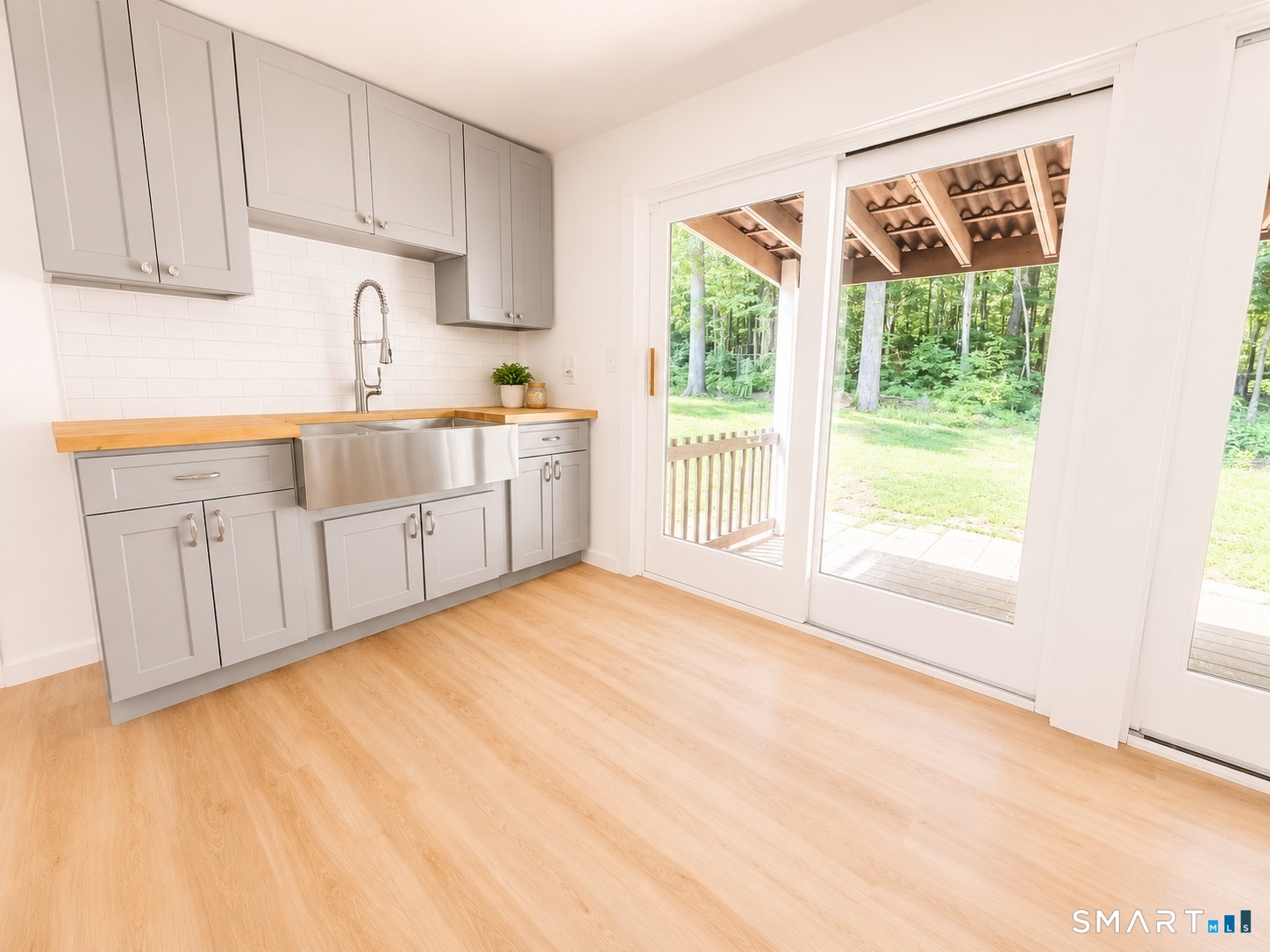 22 Circle Drive Ashford CT 06278