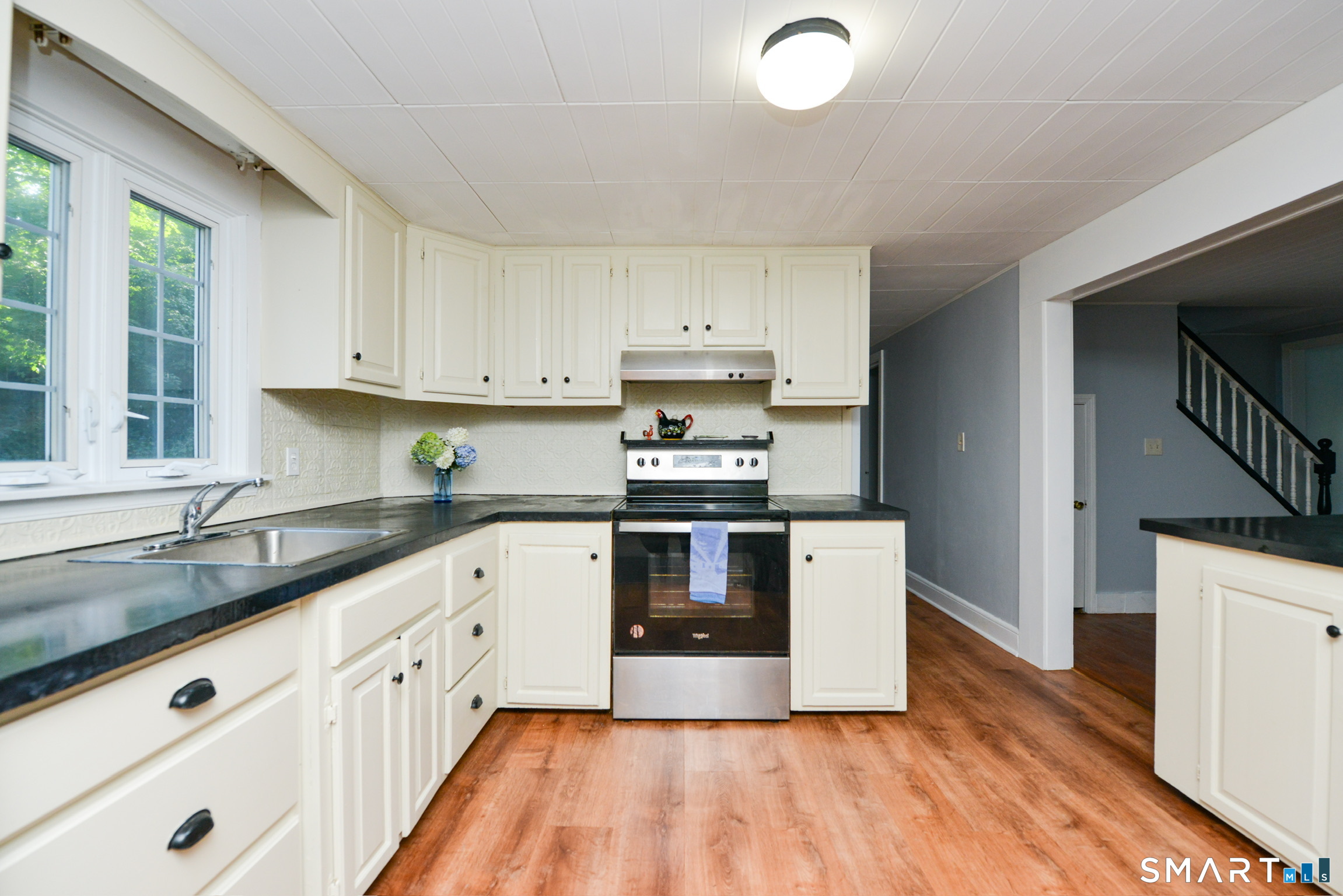 23 Chriswell Drive Simsbury CT 06070