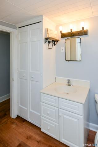 23 Chriswell Drive Simsbury CT 06070