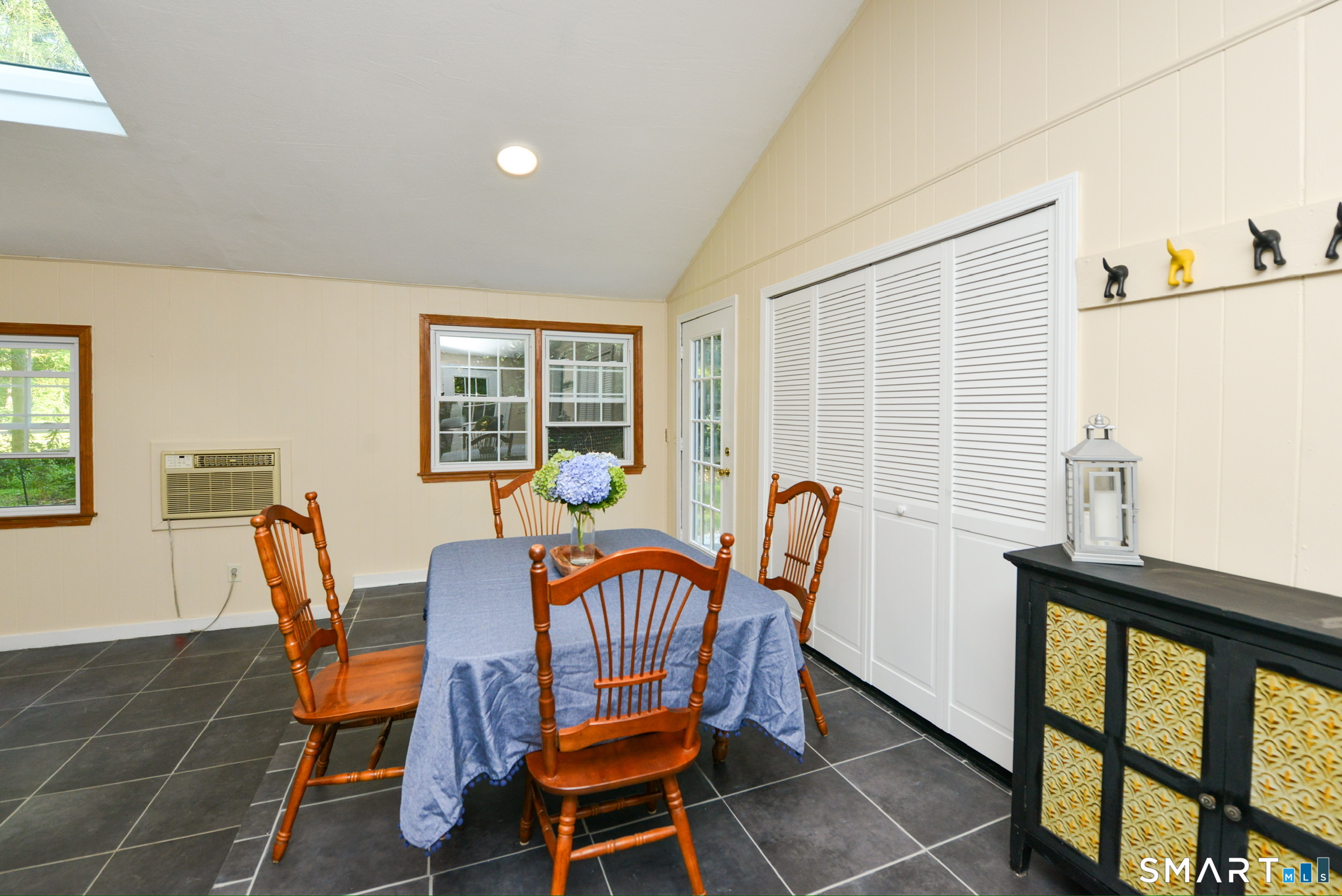 23 Chriswell Drive Simsbury CT 06070