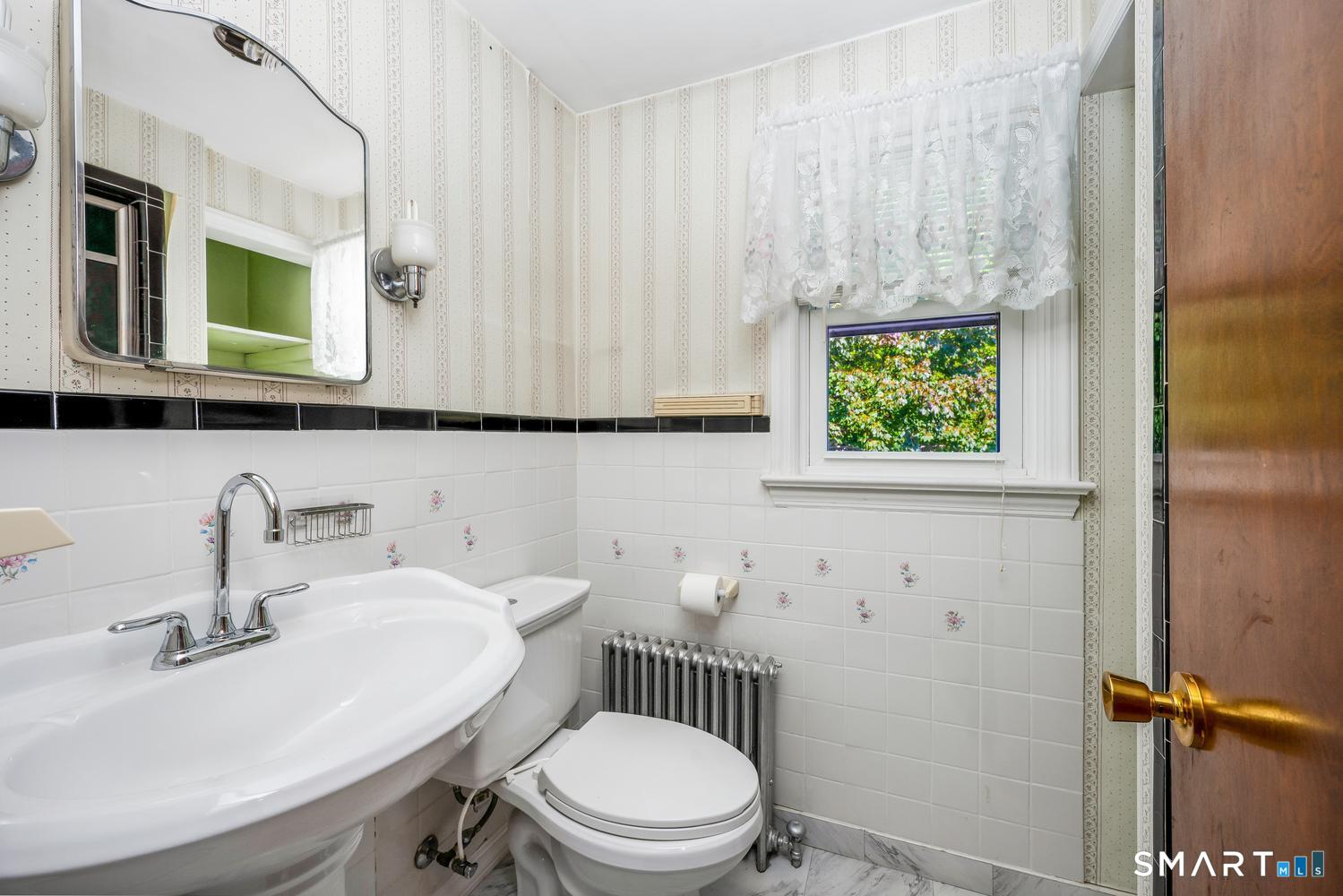 144 Mary Avenue Stratford CT 06614