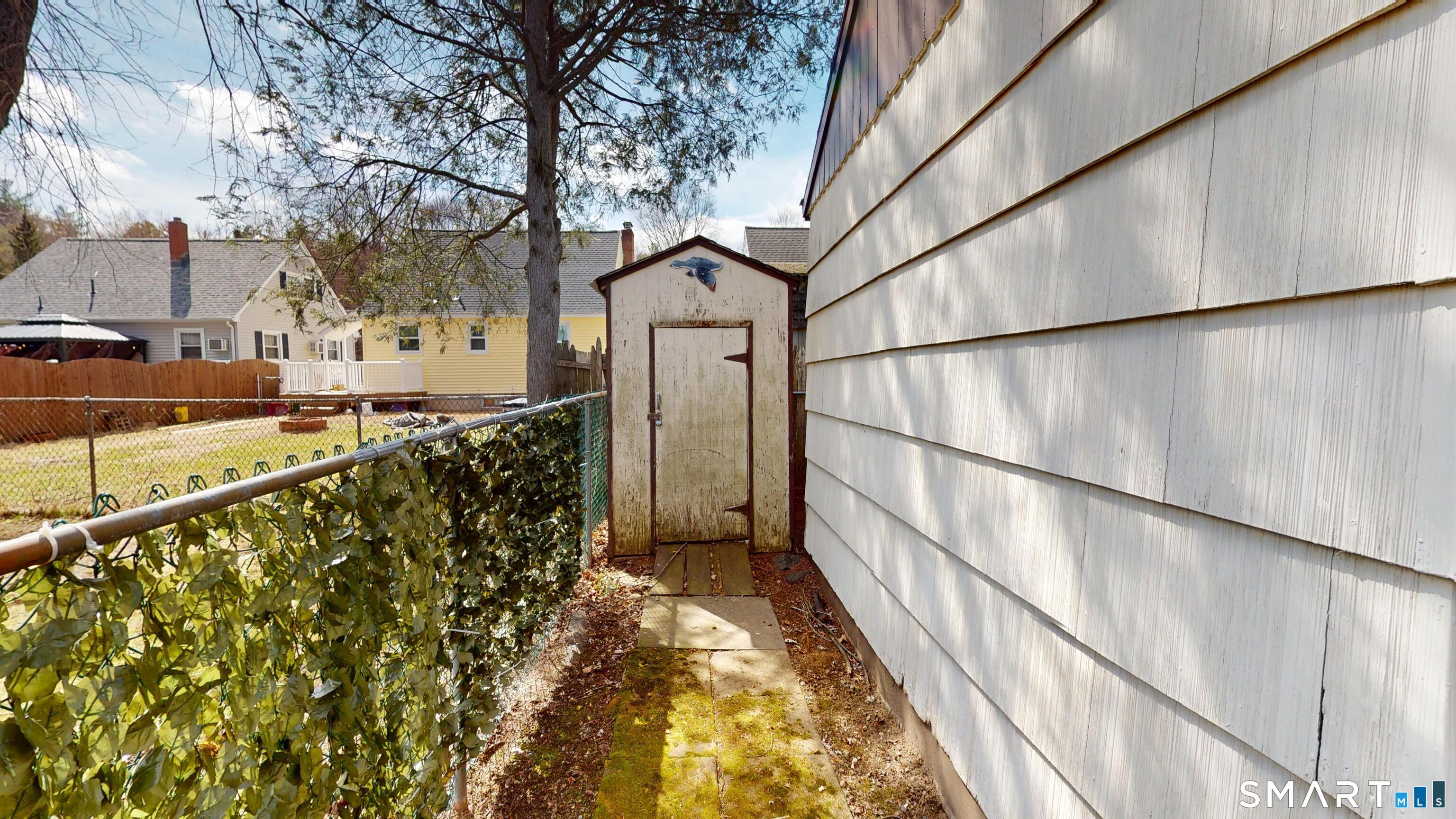 137 Brook Street Bristol CT 06010