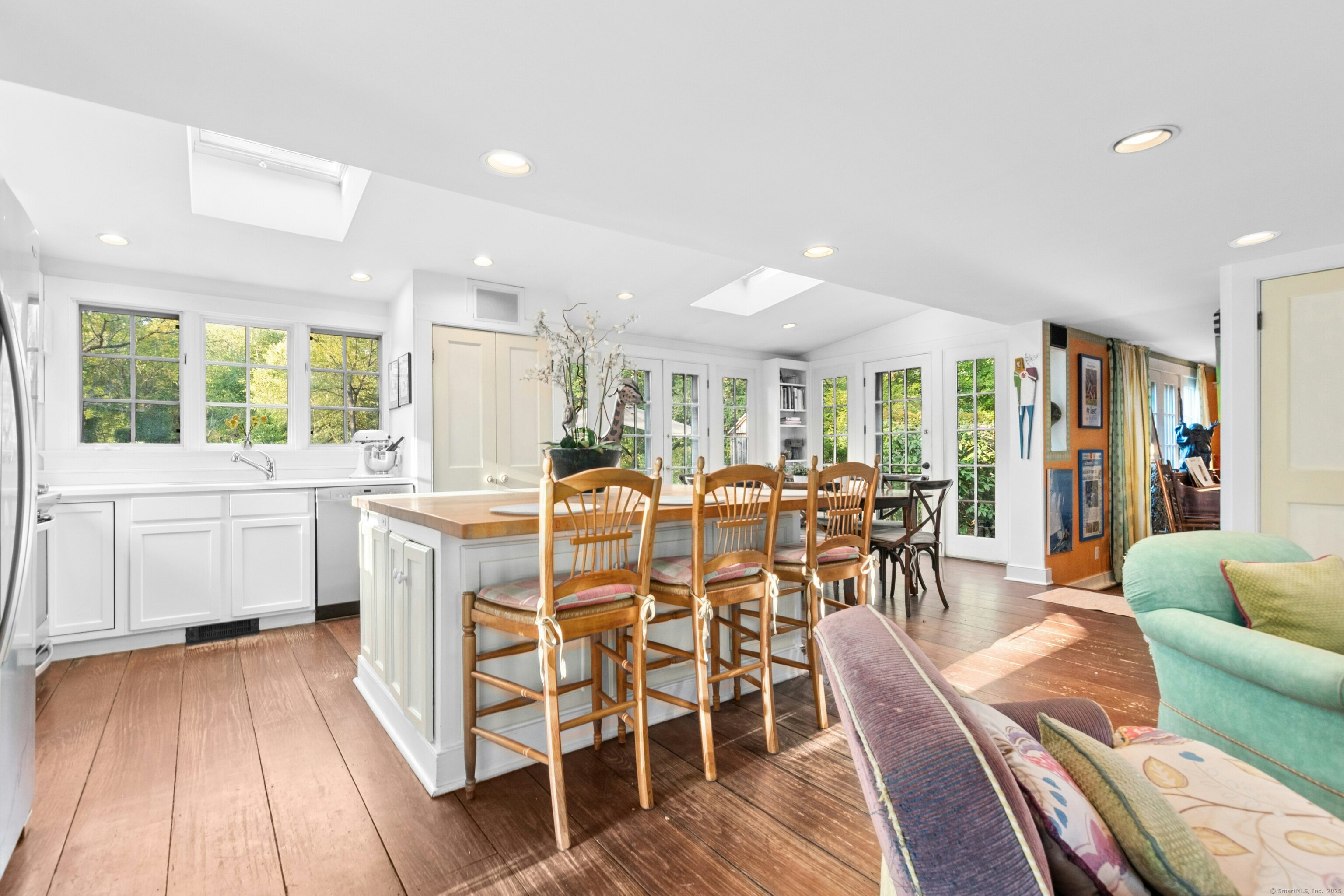 561 Middlesex Road Darien CT 06820