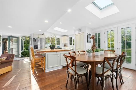 561 Middlesex Road Darien CT 06820