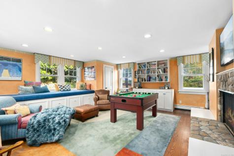 561 Middlesex Road Darien CT 06820