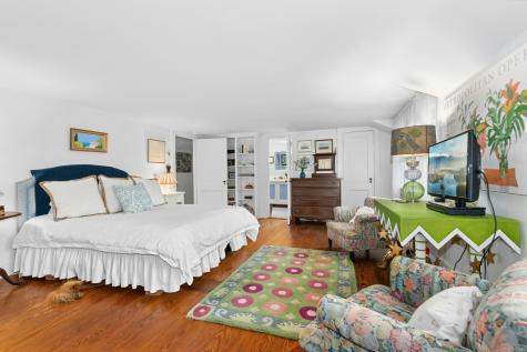 561 Middlesex Road Darien CT 06820