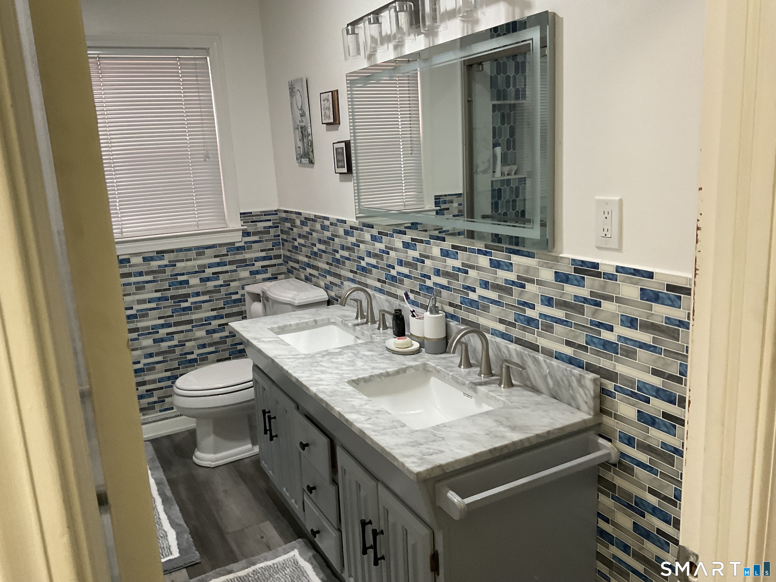 61 Rockview Road East Haven CT 06512