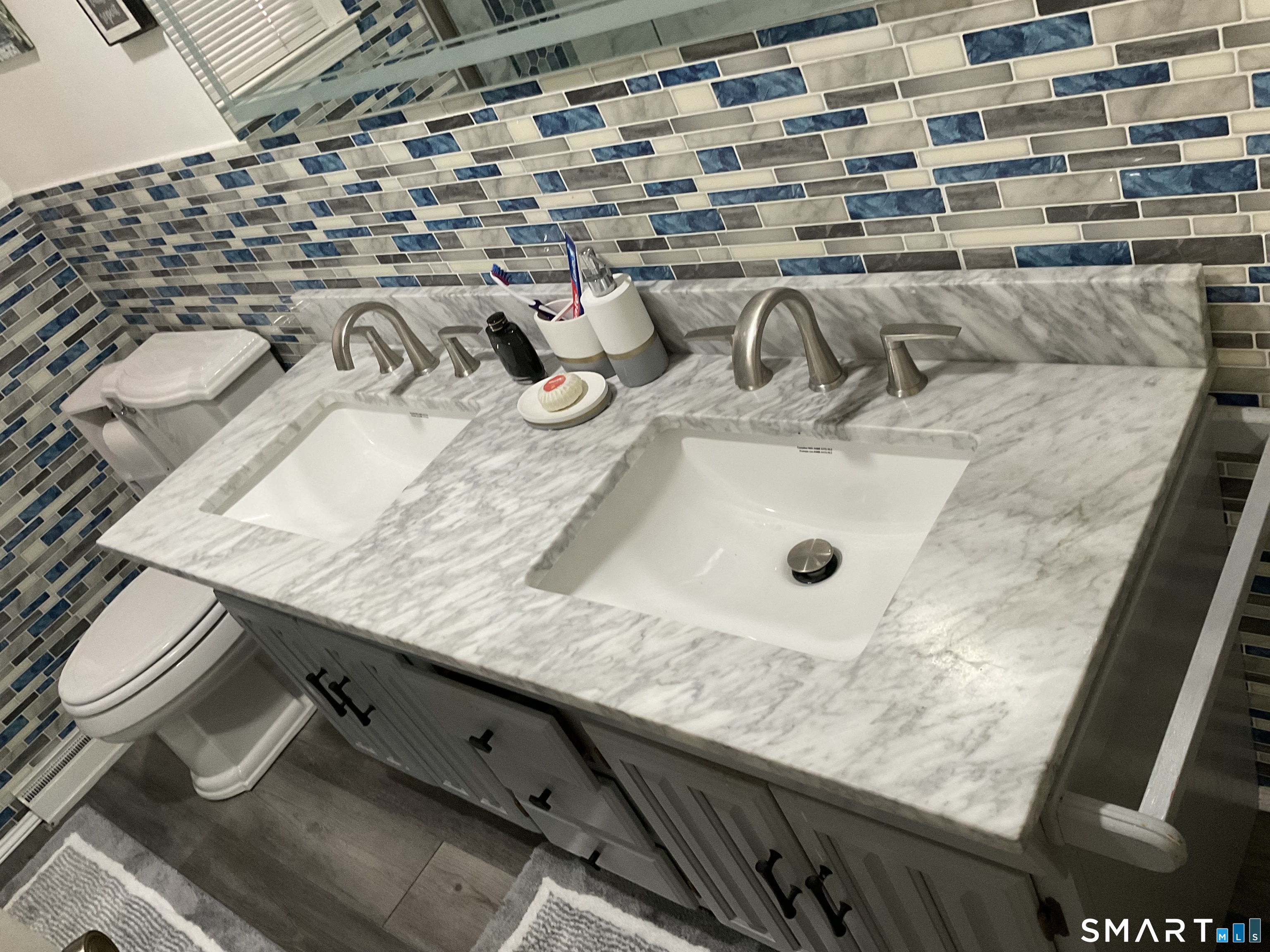 61 Rockview Road East Haven CT 06512
