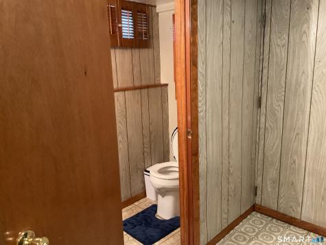 61 Rockview Road East Haven CT 06512