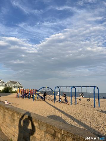 61 Rockview Road East Haven CT 06512