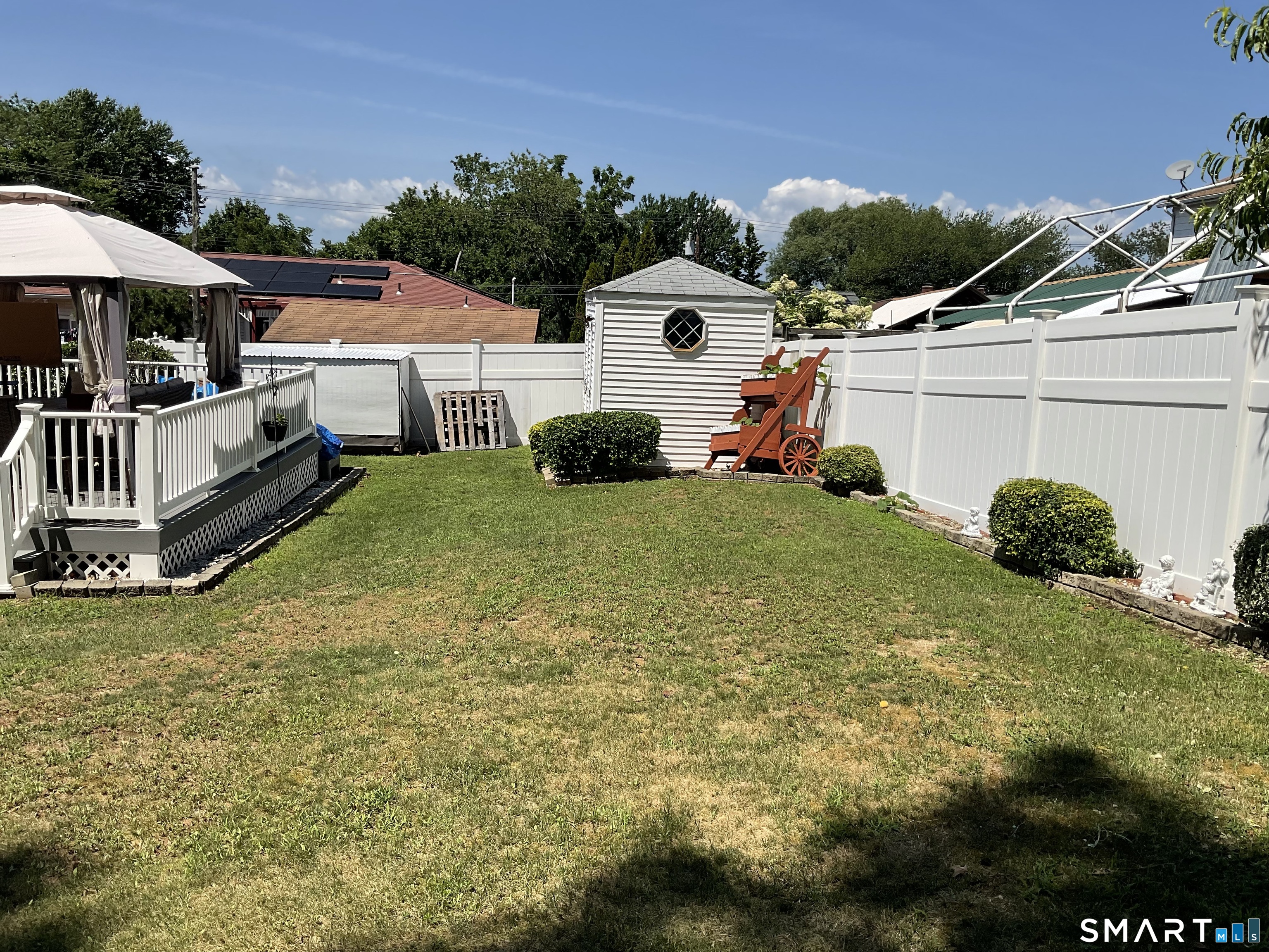 61 Rockview Road East Haven CT 06512