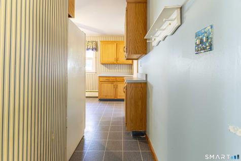 16 Philip Road Manchester CT 06040