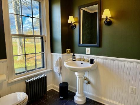 927 Trumbull Highway Lebanon CT 06249