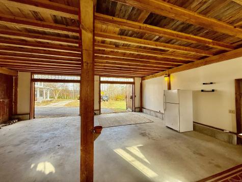 927 Trumbull Highway Lebanon CT 06249