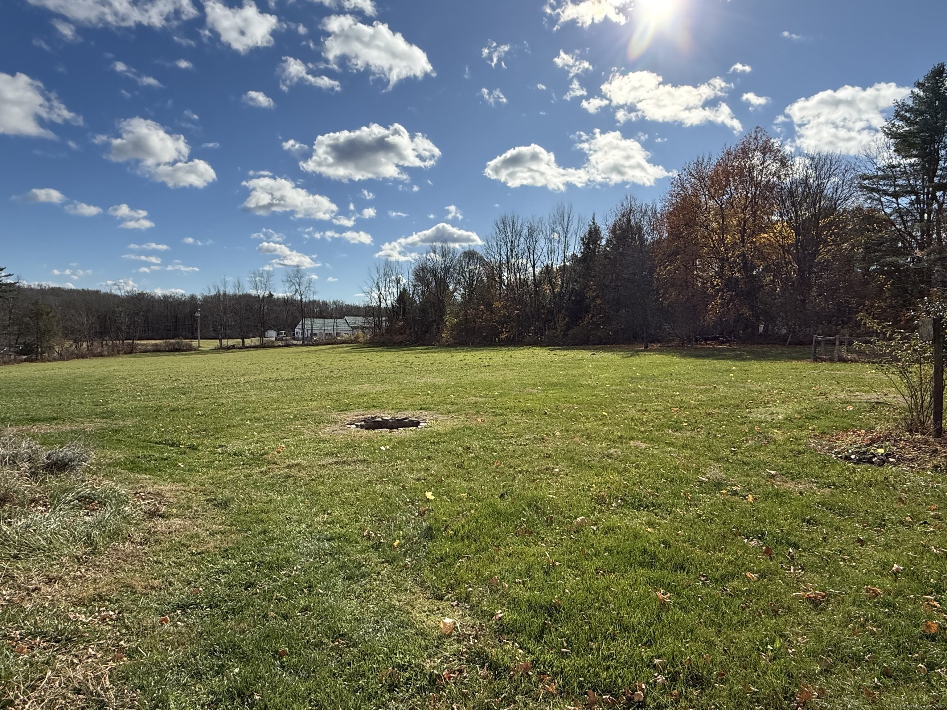 927 Trumbull Highway Lebanon CT 06249