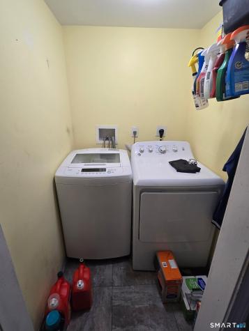 9 Rosko Street Seymour CT 06483