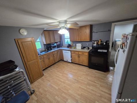 9 Rosko Street Seymour CT 06483