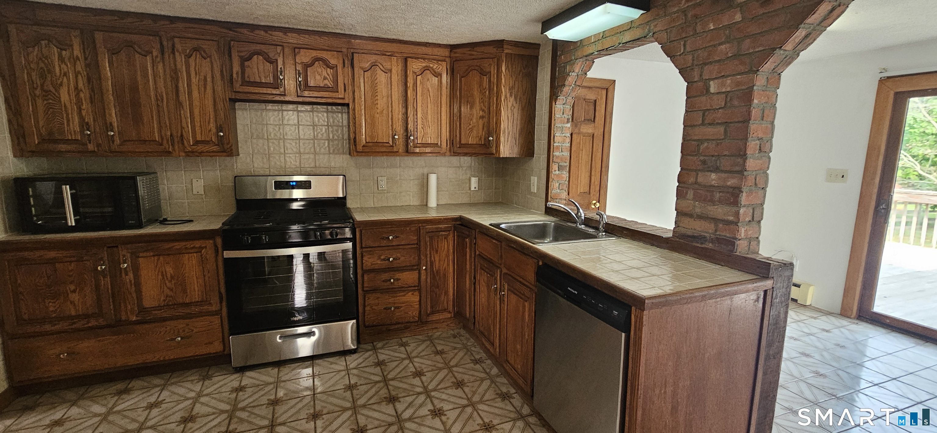 83 Forest Street East Hartford CT 06118