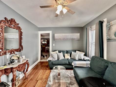 444 Poplar Street New Haven CT 06513
