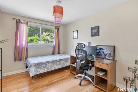 102 Geneva Terrace Fairfield CT 06824