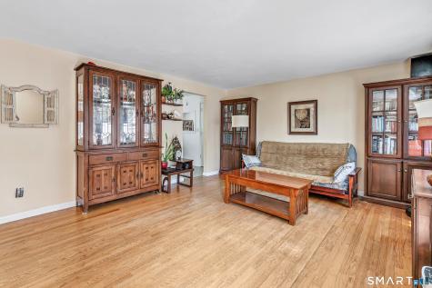 102 Geneva Terrace Fairfield CT 06824