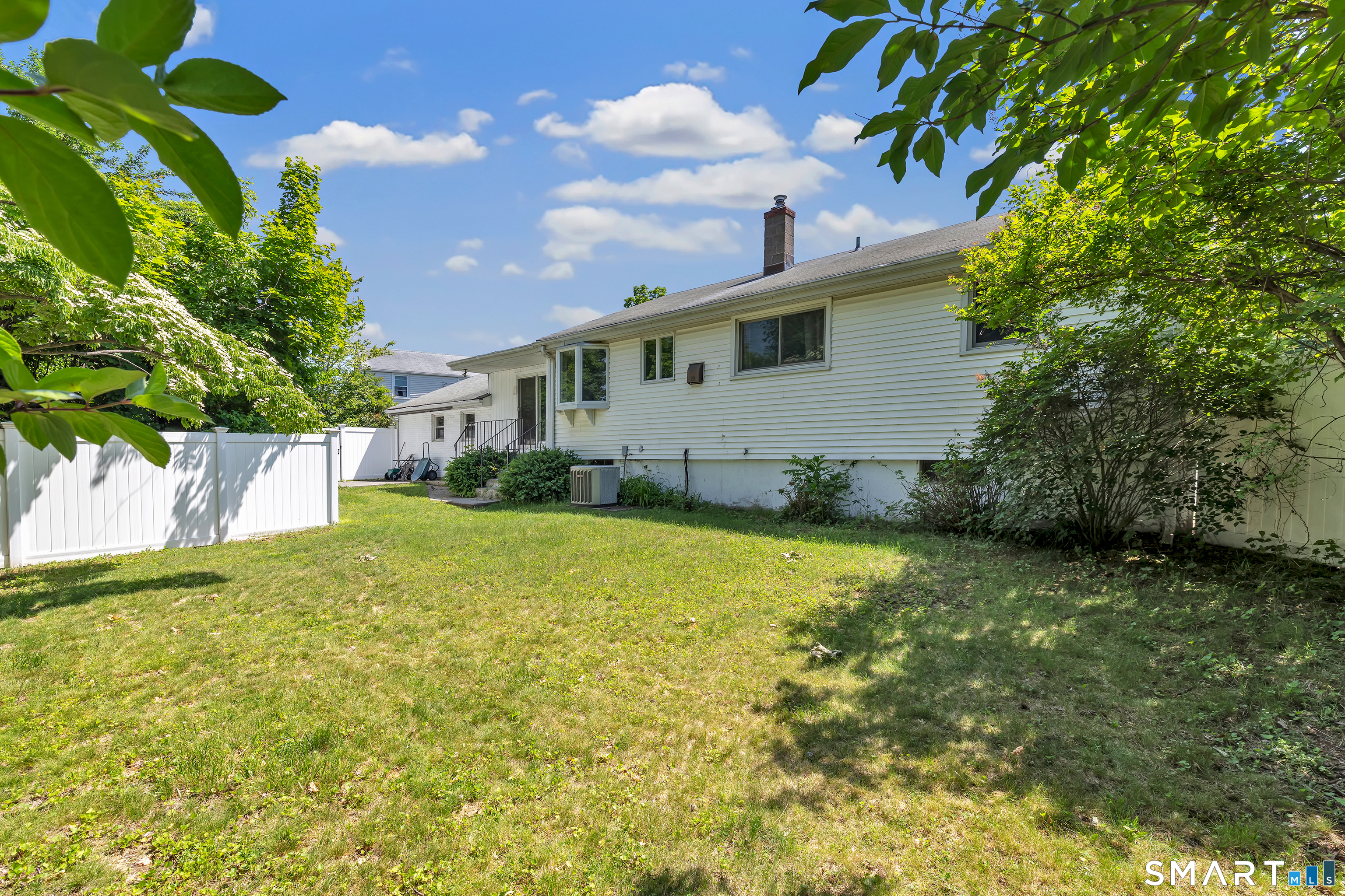 102 Geneva Terrace Fairfield CT 06824