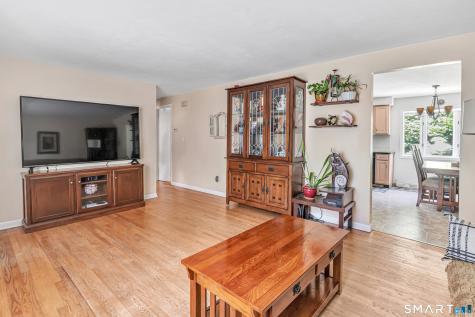 102 Geneva Terrace Fairfield CT 06824