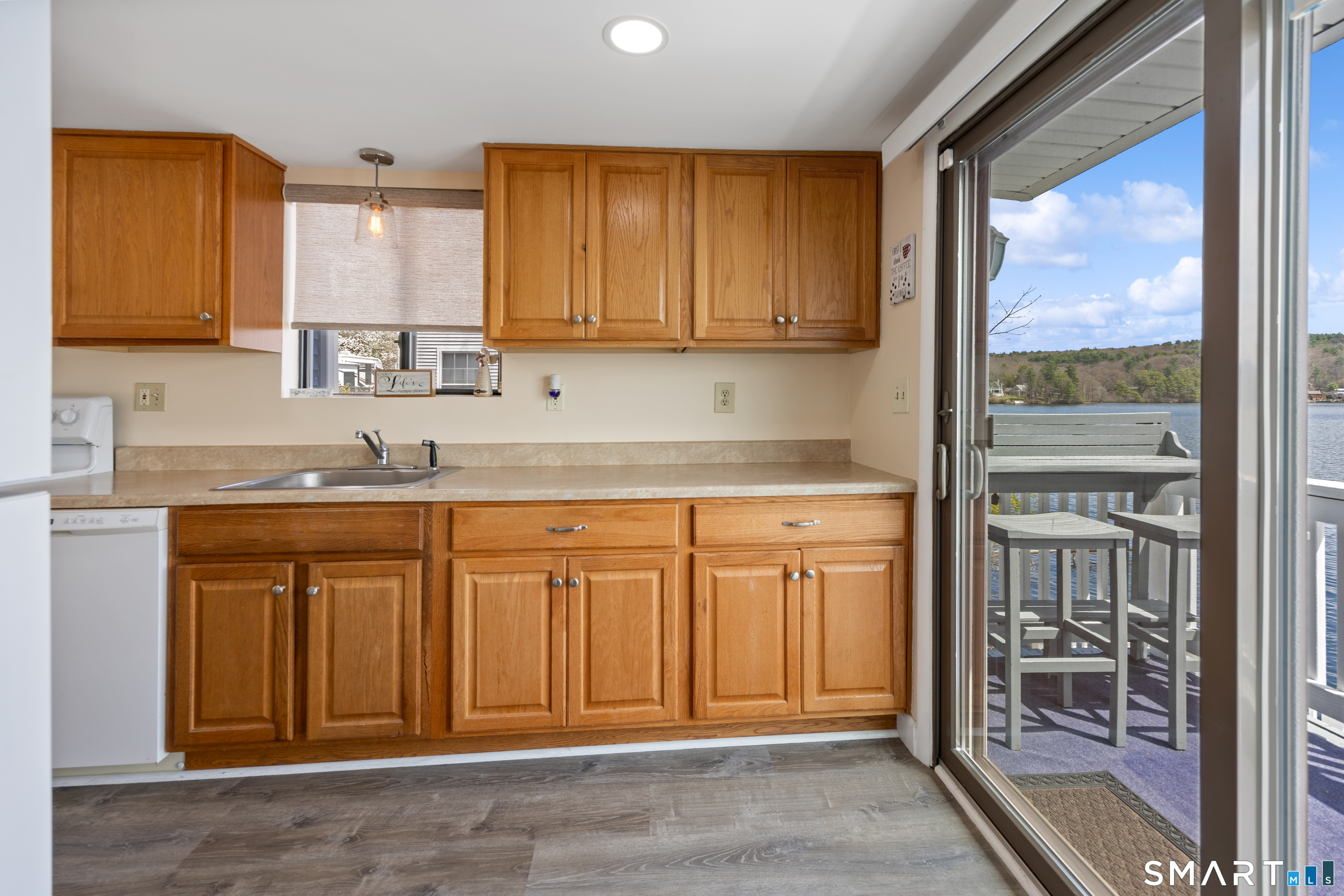 139 West Shore Road Ellington CT 06029