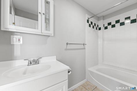 24 Wiscassett Avenue Hamden CT 06518