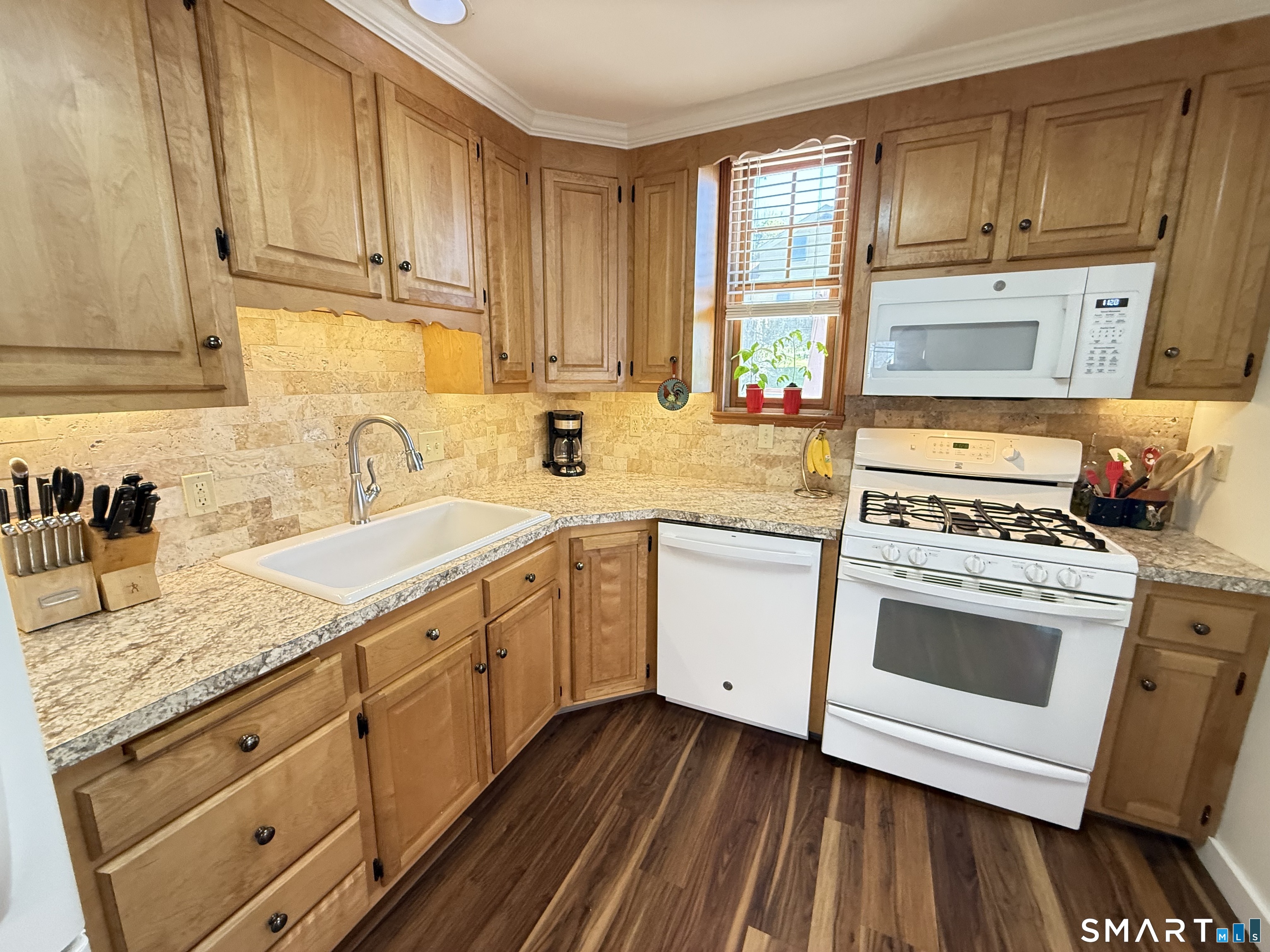 111 Hawthorne Avenue Derby CT 06418