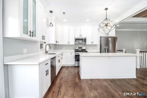 53 Pembroke Road Danbury CT 06811