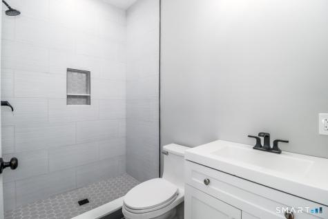 53 Pembroke Road Danbury CT 06811