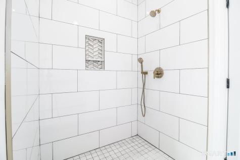 53 Pembroke Road Danbury CT 06811
