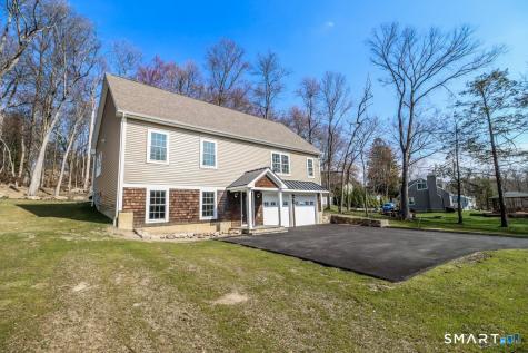 53 Pembroke Road Danbury CT 06811