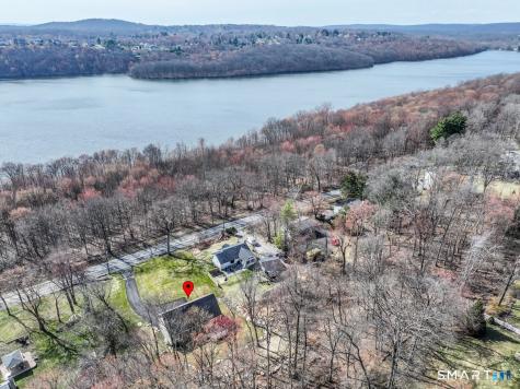 53 Pembroke Road Danbury CT 06811