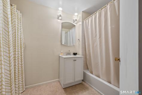 72 Old Meadow Plain Road Simsbury CT 06089
