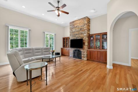 34 Maxfelix Drive Mansfield CT 06268