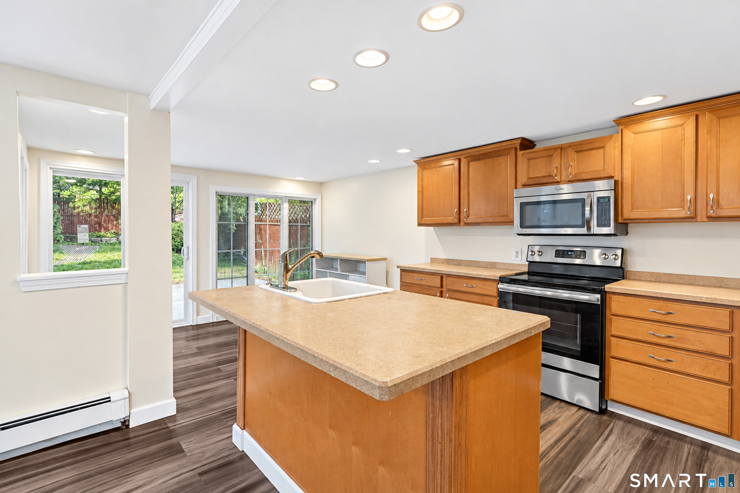 6 Hillside Court Middletown CT 06457