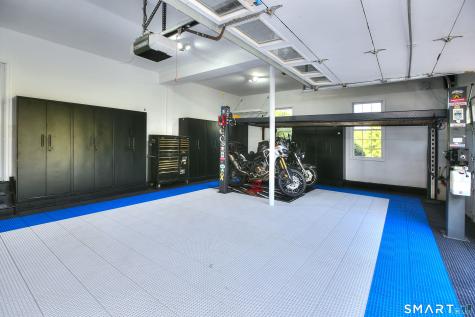 25 Block Farm Road Monroe CT 06468