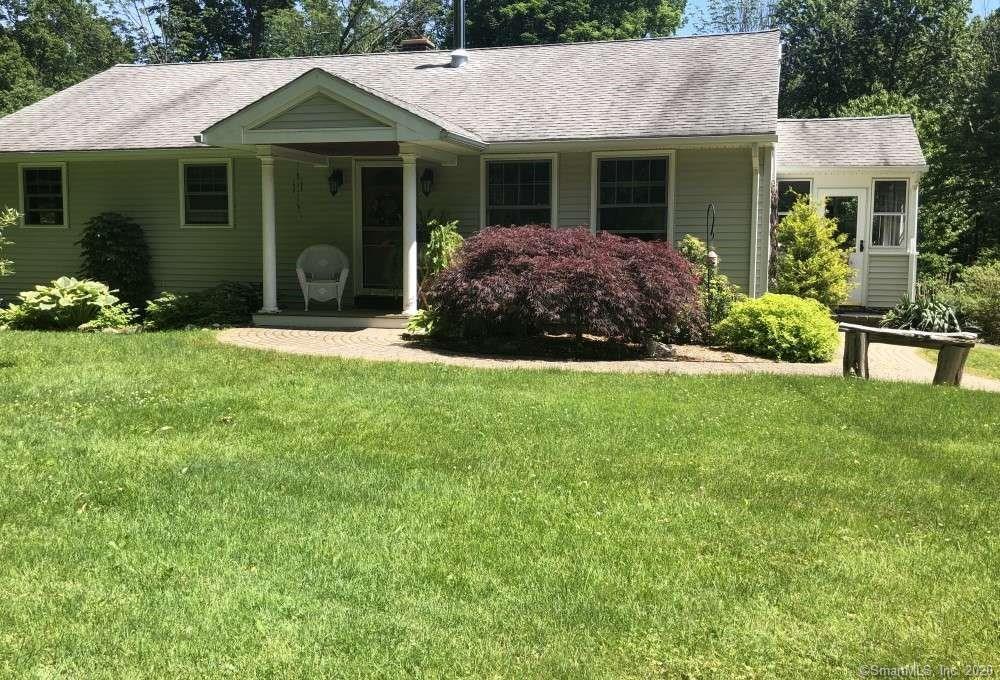 65 Merideth Road Middlebury CT 06762