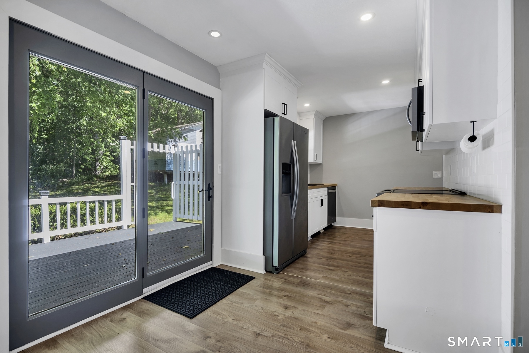 912 Route 163 Route Montville CT 06370