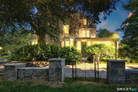 25 Center Road Woodbridge CT 06525