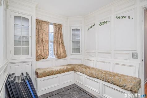 8 Crest Road Danbury CT 06811