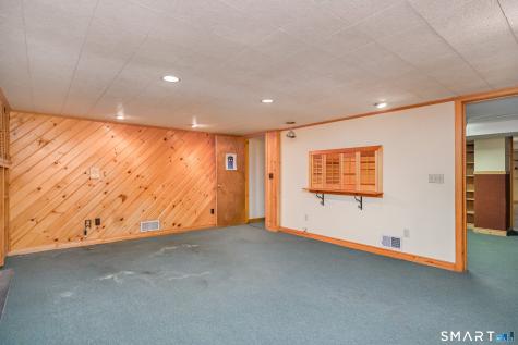 8 Crest Road Danbury CT 06811