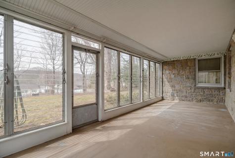 8 Crest Road Danbury CT 06811